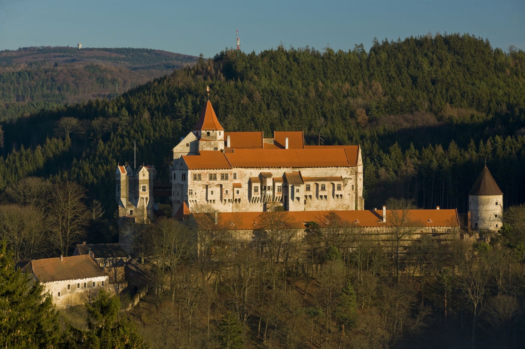 Renovation of the granary of Pernštejn Castle